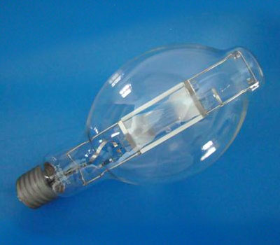 Bt-shape high power metal halide lamp